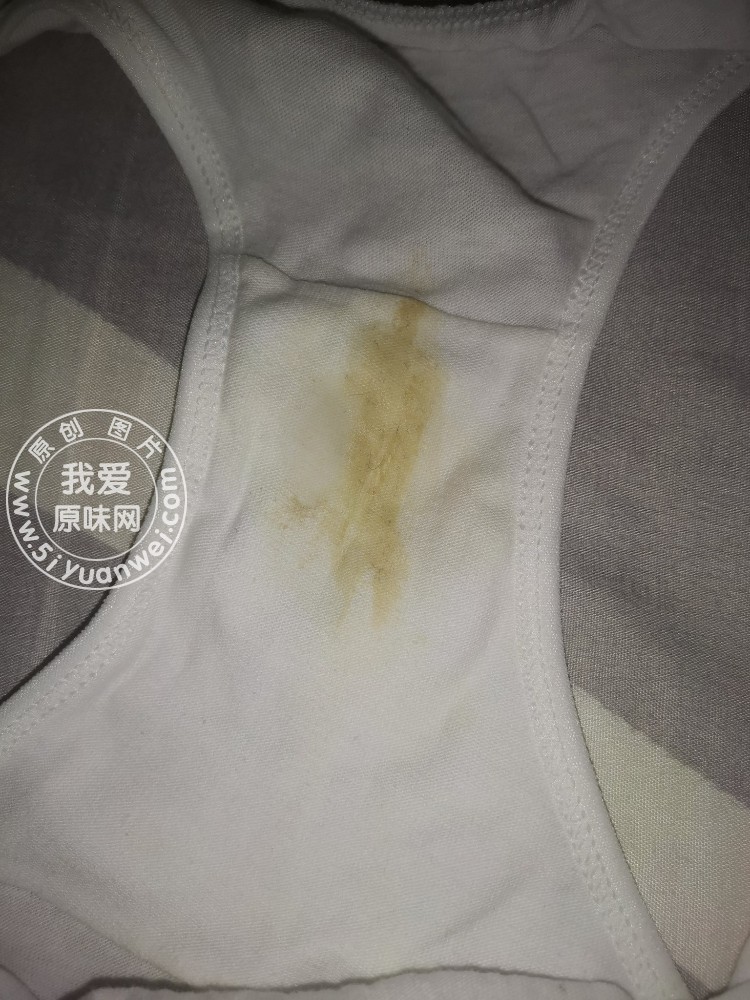 刚脱下来的极品原味内裤（附女神上身图） - 原味内裤 - 原味秀